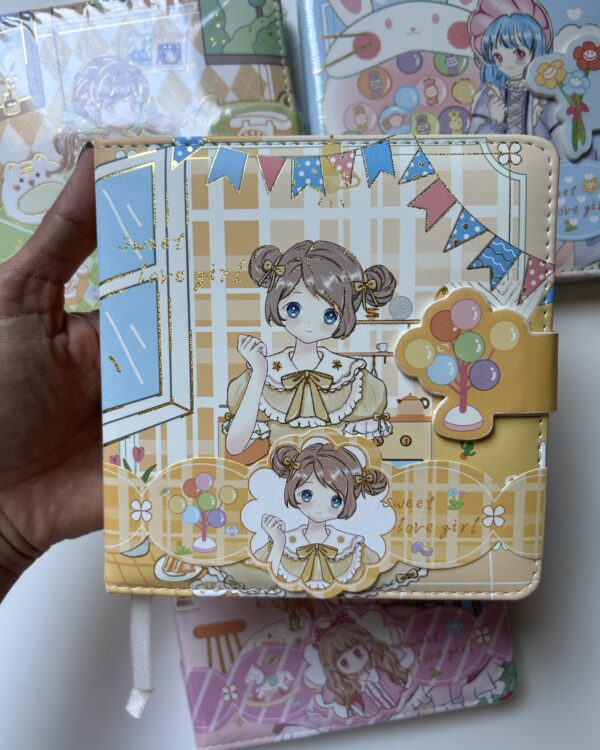 Caderno luxo menininha verão