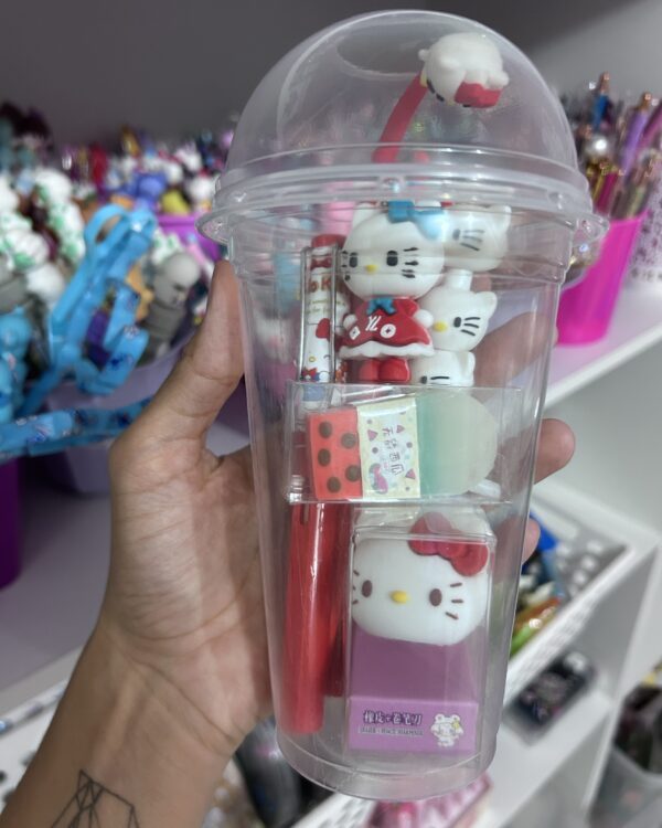Shake Fofura Hello Kitty Red