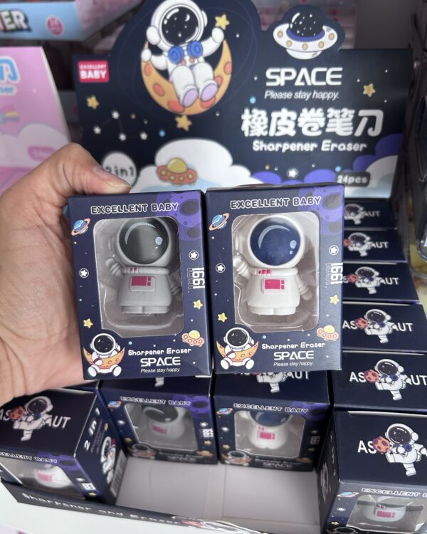 Apontador borracha 2em1 astronauta