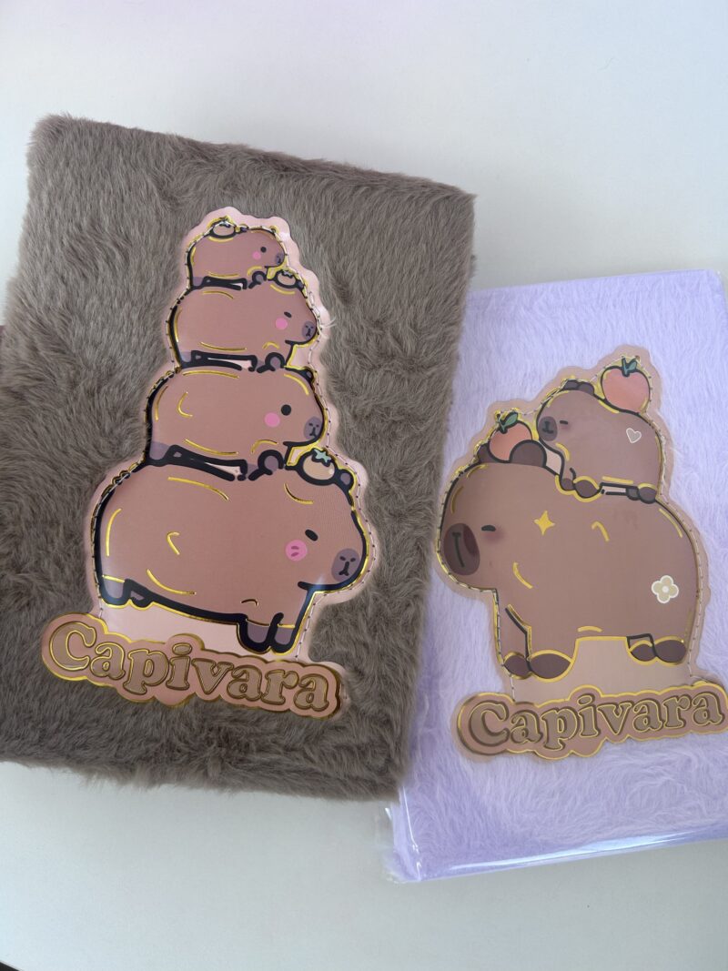 Caderno pelúcia capivara - Imagem 3