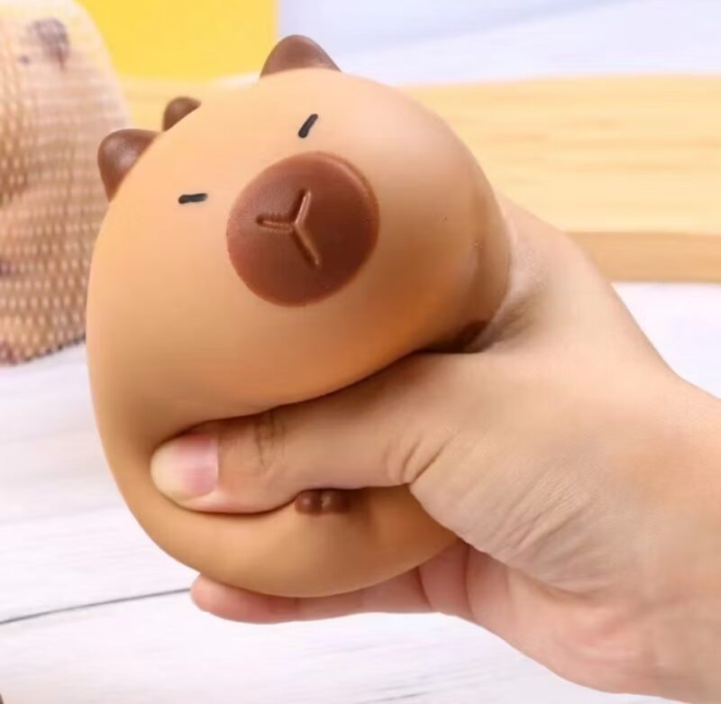 Squish capivara anti stress - Imagem 3
