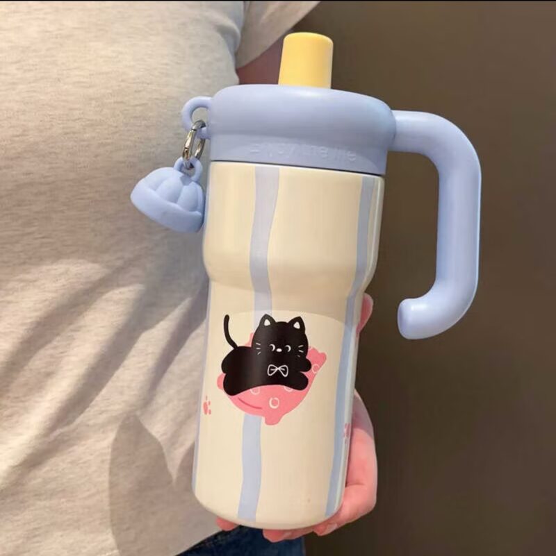 Copo térmico saborizador chaveiro cat 600ml - Imagem 5
