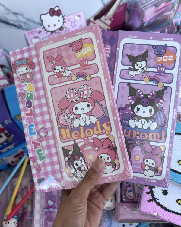 Caderno premium costurado sanrio turminha da Hello Kitty