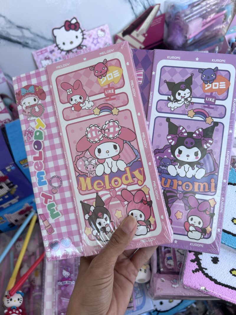 Caderno premium costurado sanrio turminha da Hello Kitty