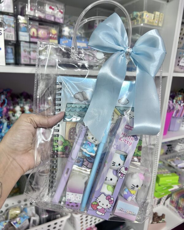 Sacolinha Hello Kitty azul