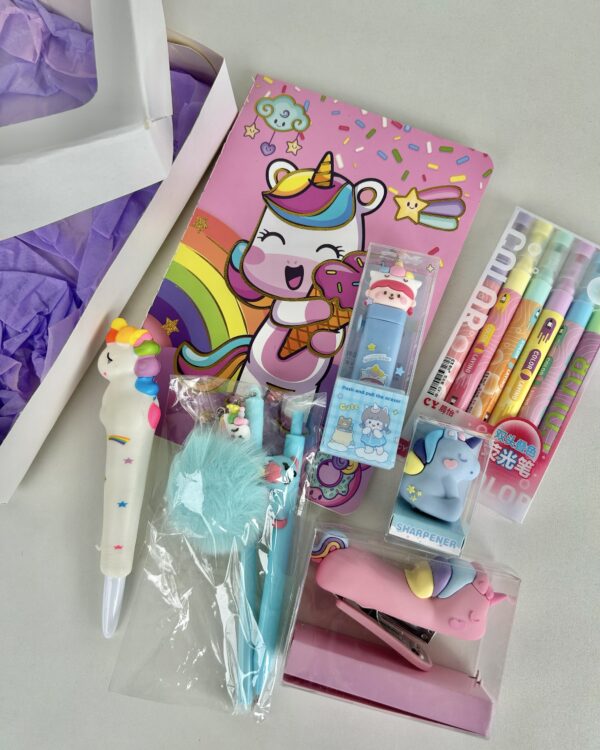 Box unicórnio premium (8 itens)