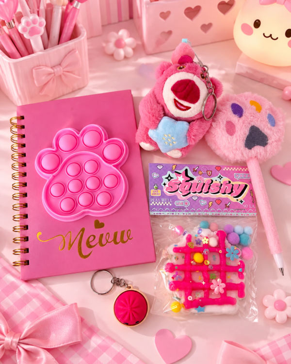Kit Fofura Divertida
 - urso morango